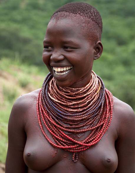 веселая девчонка из африки